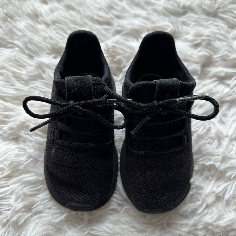 Adidas Toddler Tubular Ortholite Sneakers Size 6